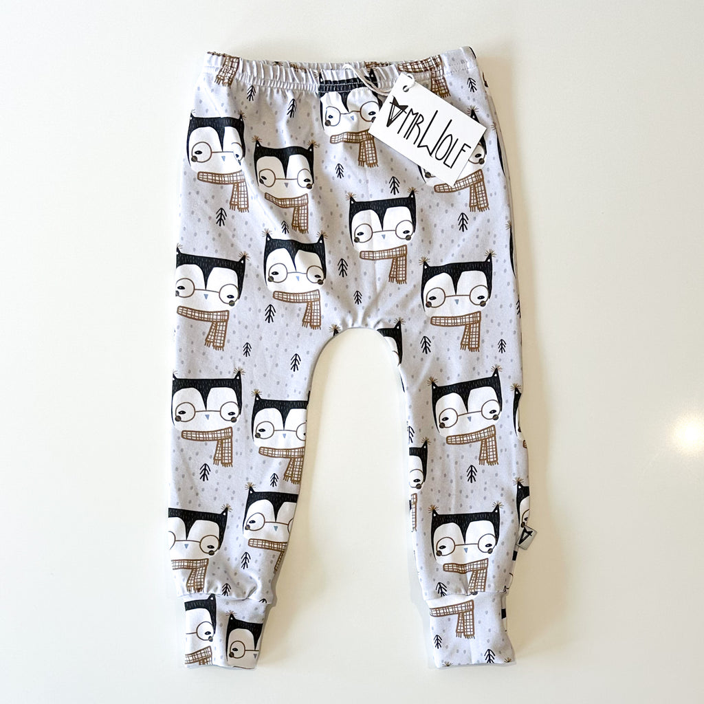 Owls in glasses legging