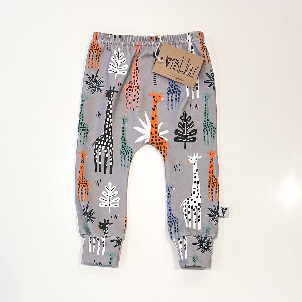 SALE -baby leggings - giraffes or grey