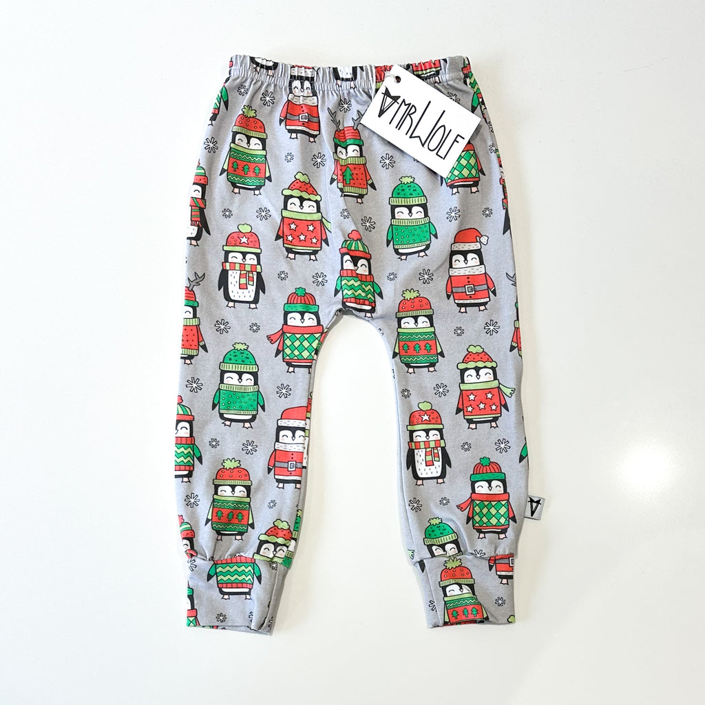 SALE - Baby Legging - little festive penguins