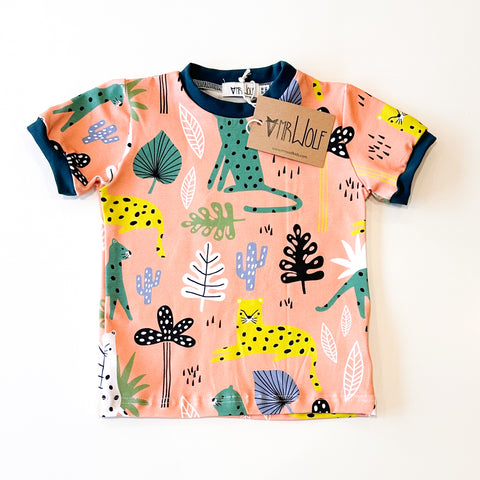 SALE- T-shirt - Leopards on Pink