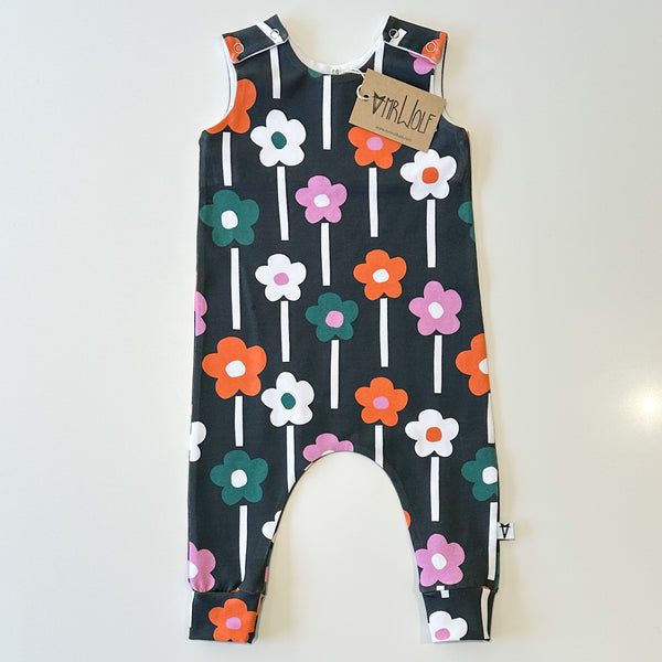 Flower Pops - on black base