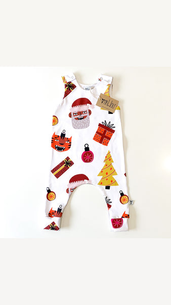 Roar Santa